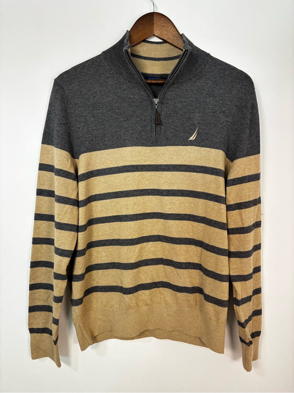 Nautica Navtech Men’s Small Quarter Zip Sweater Gray Tan Striped NWT